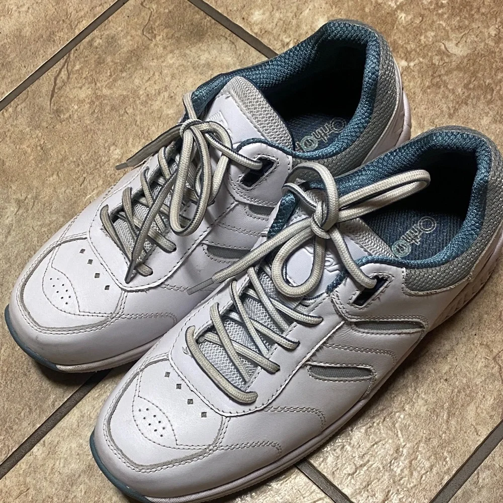 Biofit Women’s Leather 9.5W Orthofeet Sneakers Activewear Lifestyle